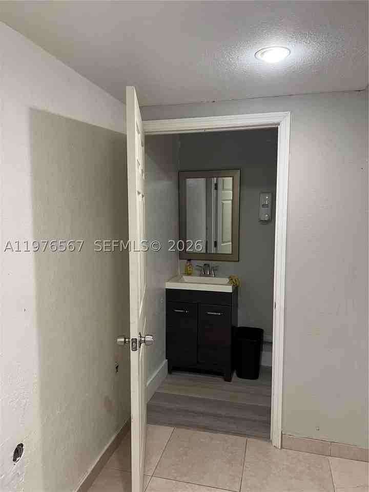 149 Bentley Dr #149A - Photo 6 of 6