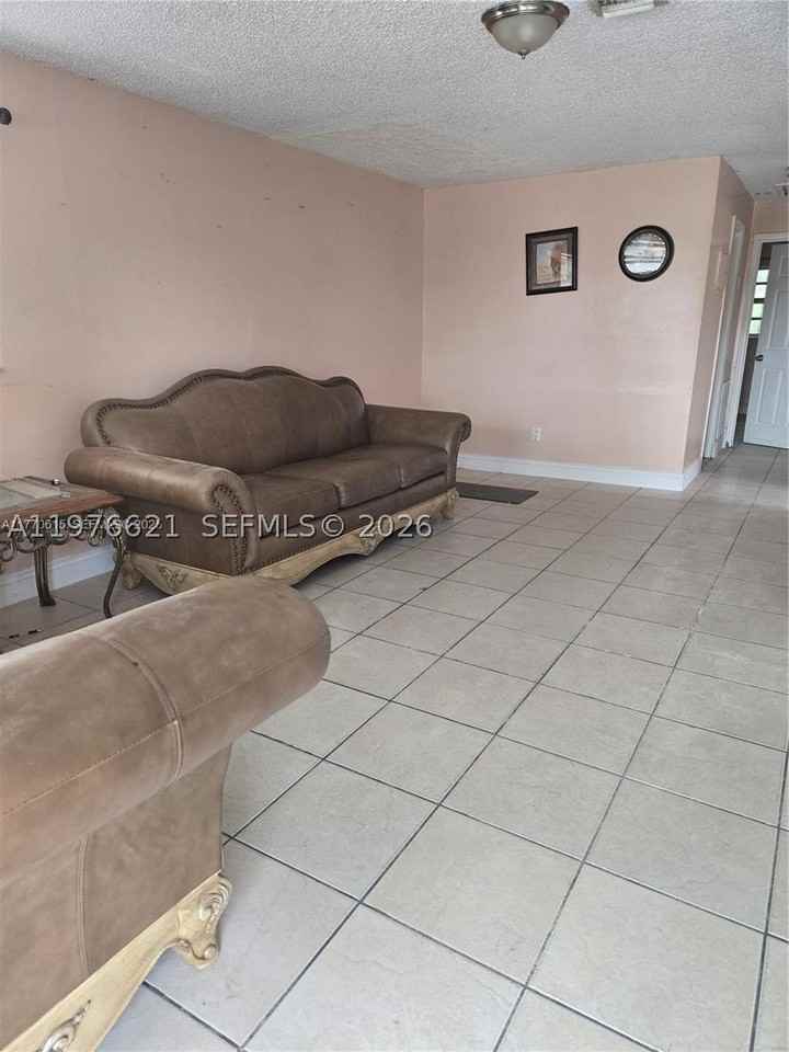 2111 Nw 26th Ave #2111 - Photo 2 of 8