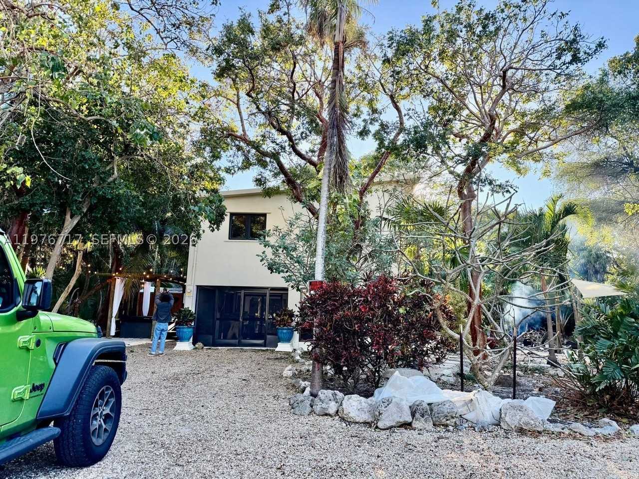1615 Harbor Dr