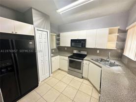 687 Sw 10th St - Photo 1 of 1