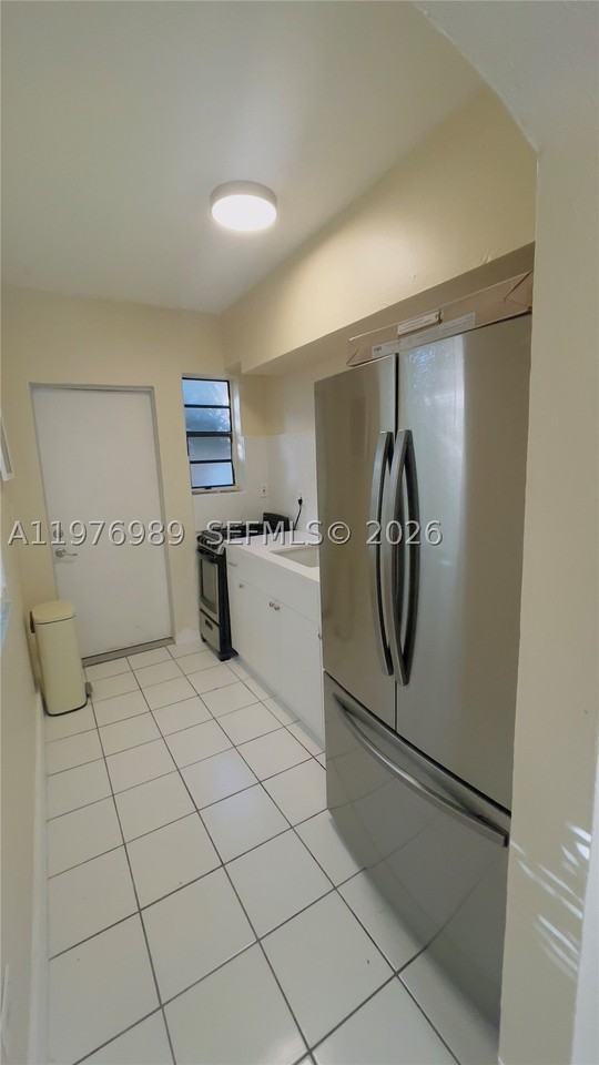 807 86th St #801 - Photo 5 of 10