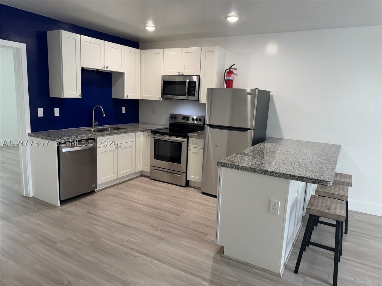 526 Nw 6th St #A - Photo 7 of 21