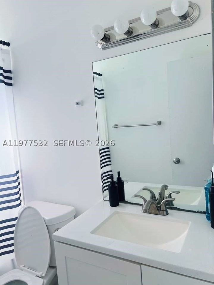 4435 Treehouse Ln #27H - Photo 4 of 19