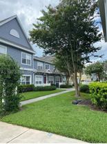 4601 Yellowgold Rd W - Photo 1 of 1