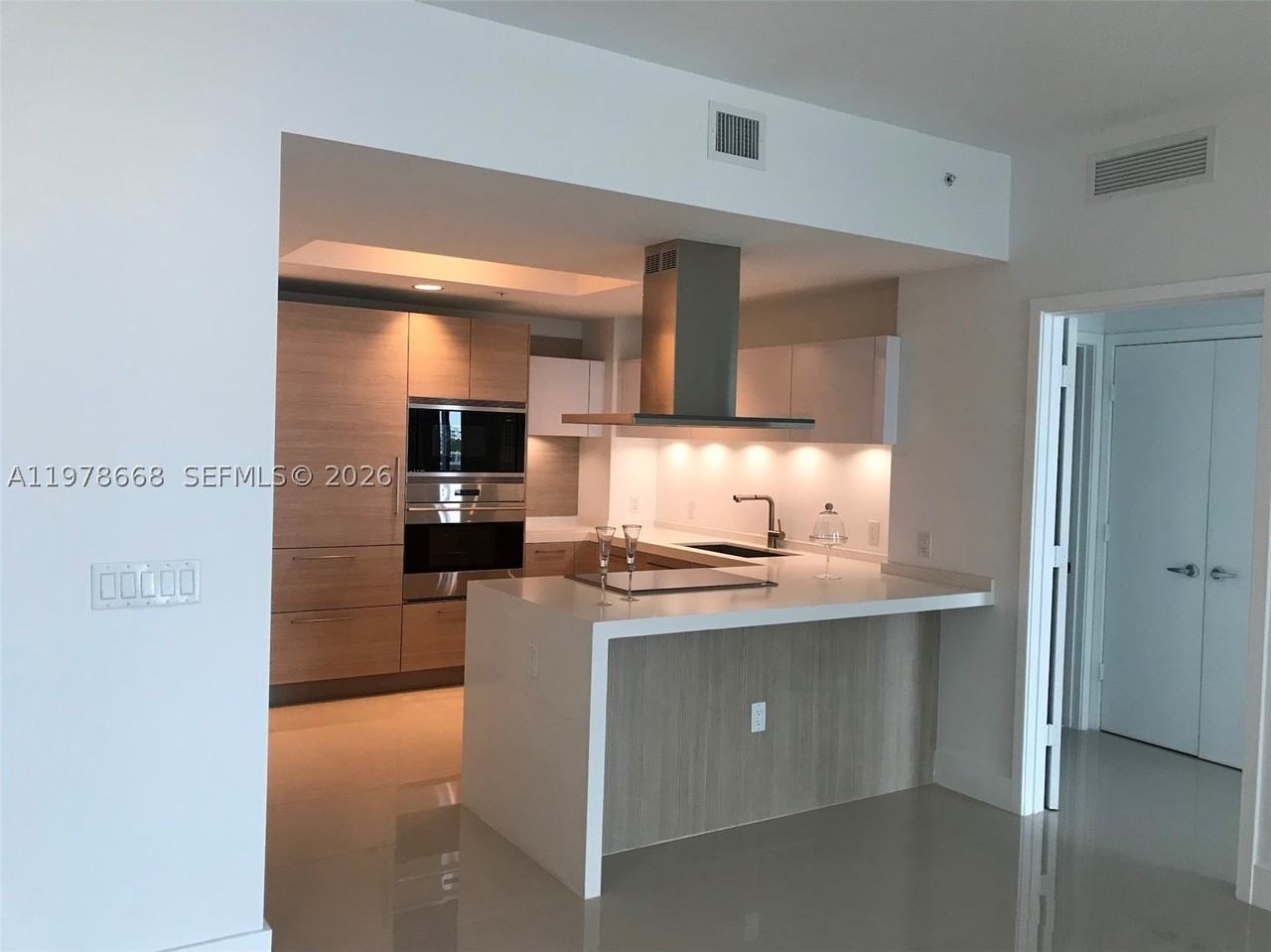 17111 Biscayne Blvd #408