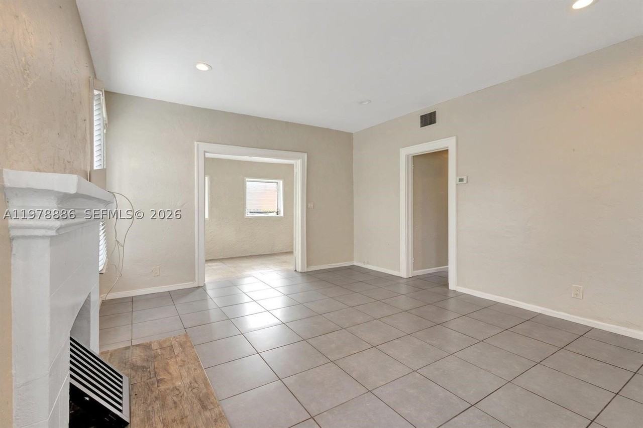630 33rd St #0 - Photo 6 of 20