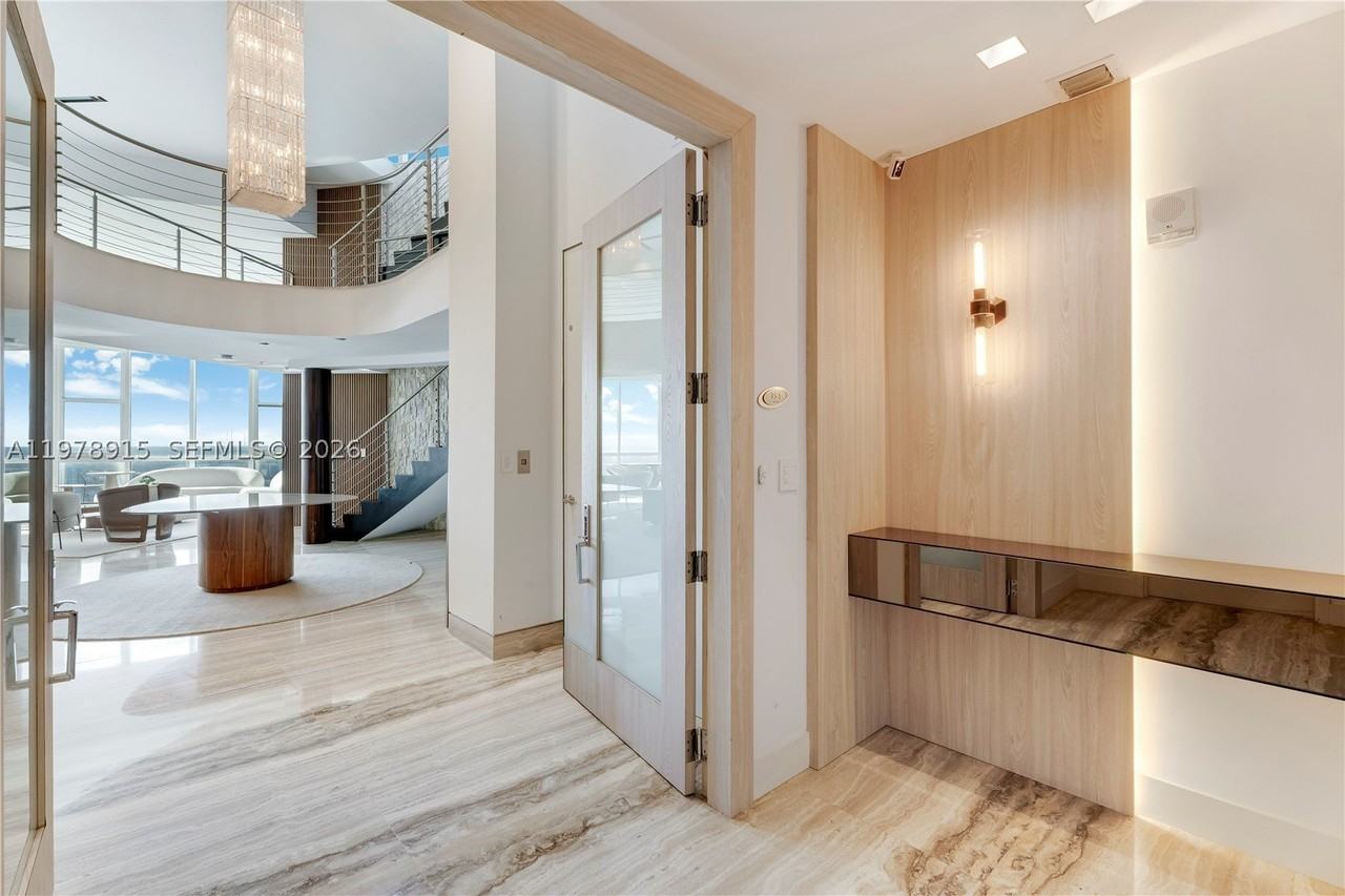 18201 Collins Ave #TS1 - Photo 6 of 42
