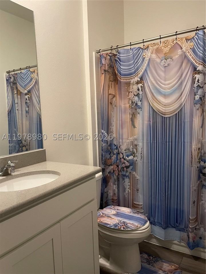 6157 Nw Gatun Dr #NA - Photo 2 of 11