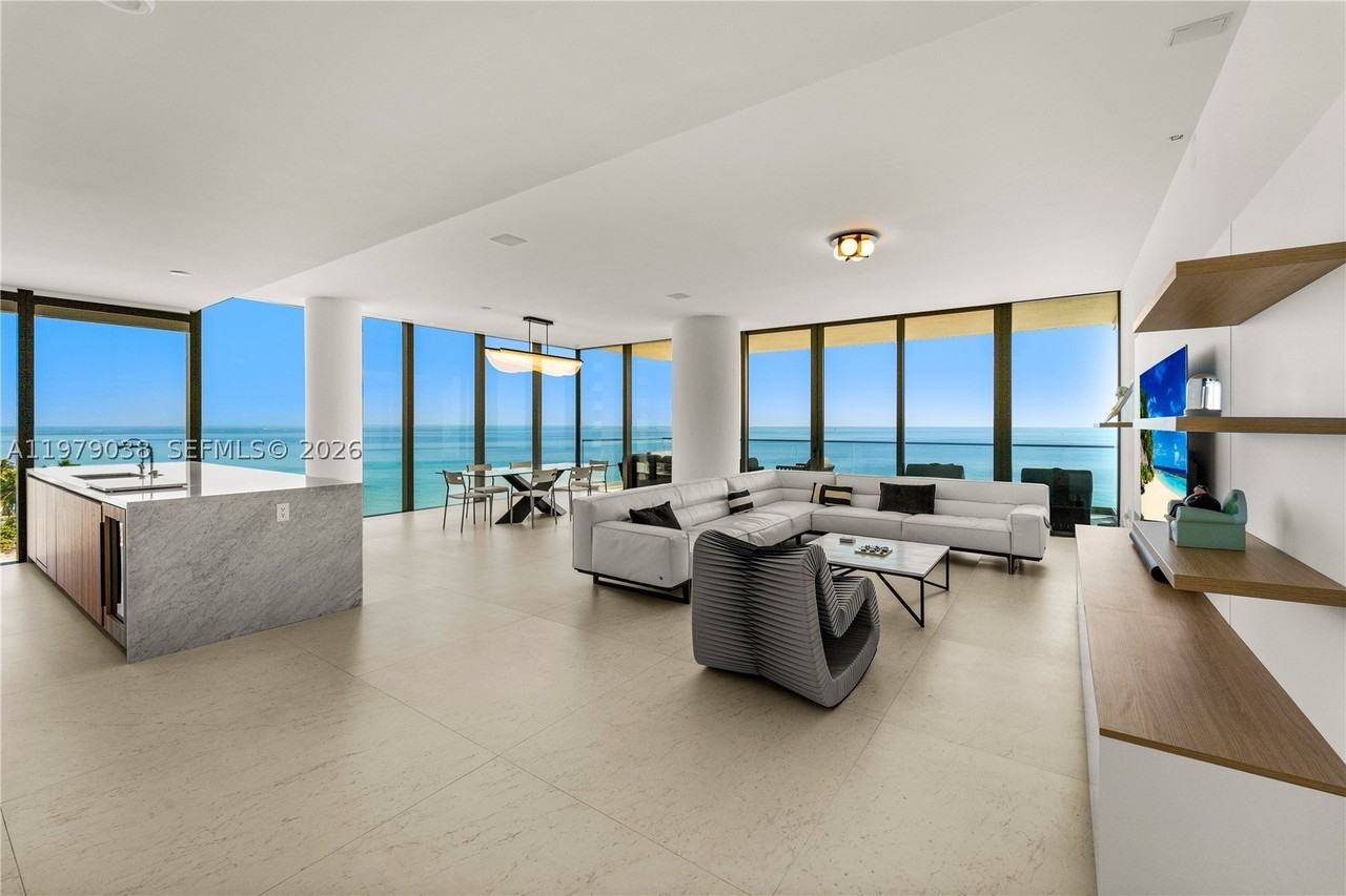 2000 S Ocean Dr #8A