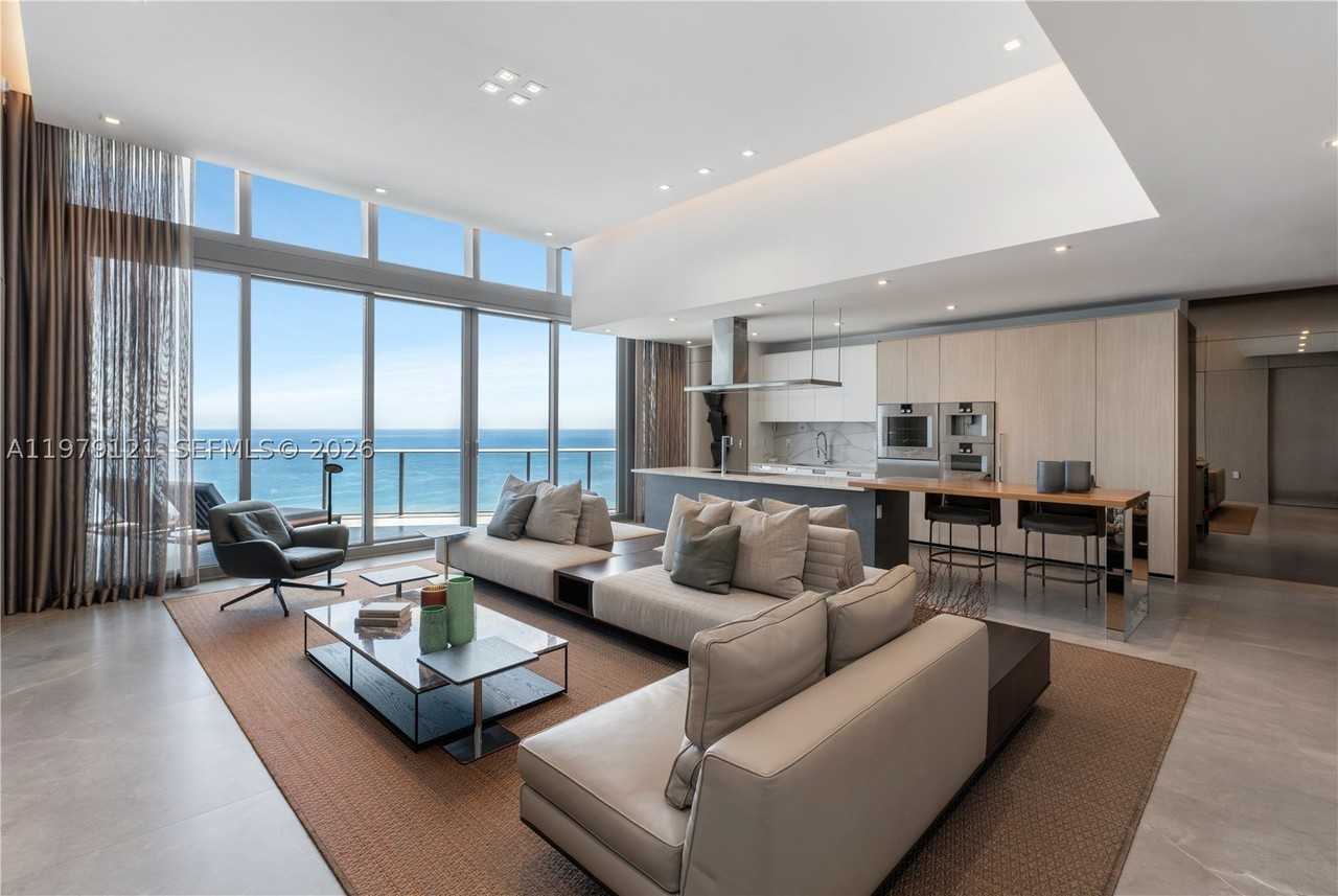 15701 Collins Ave #4802 - Photo 4 of 48