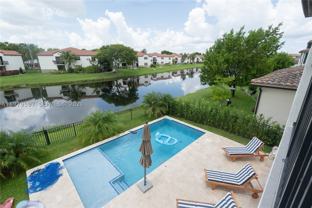 11826 Sw 13th Ct - Photo 1 of 1