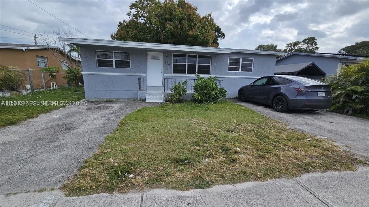 374 Nw 31st Ave - Photo 6 of 10