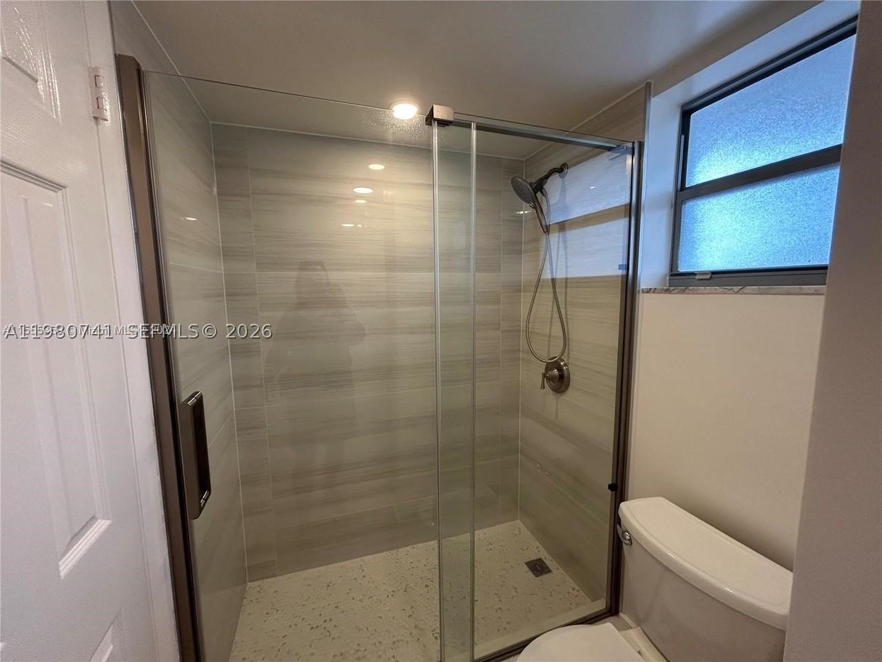 3550 Ne 169th St #303 - Photo 5 of 25