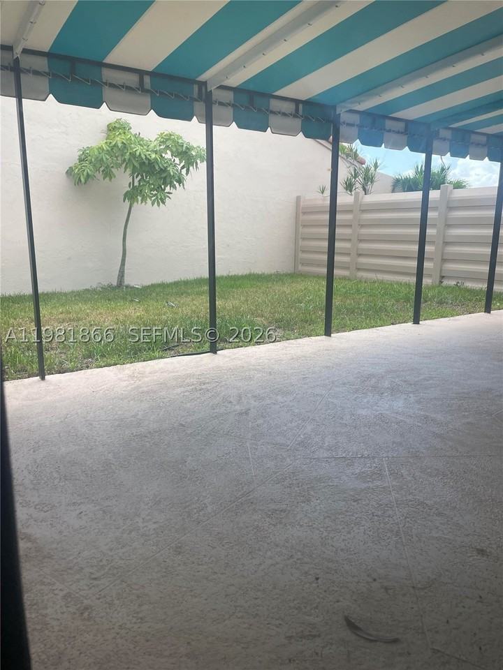 14728 Balgowan Rd - Photo 4 of 38
