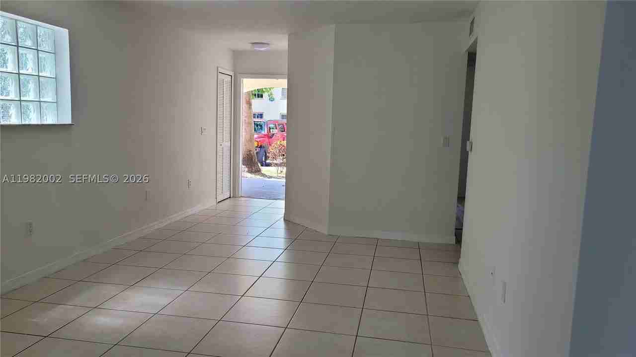 2921 Se 13th Ave #106-48 - Photo 4 of 23