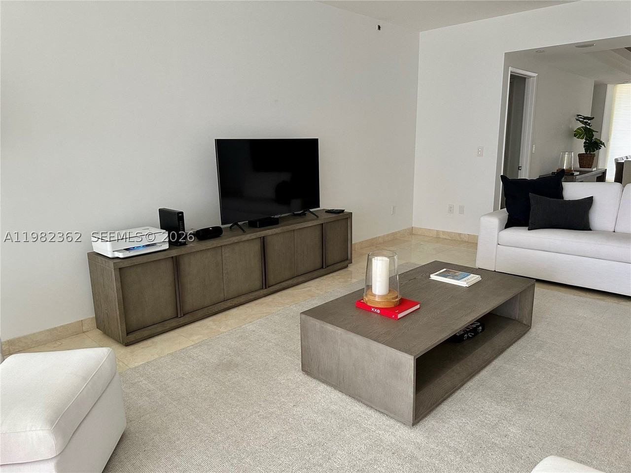 785 Crandon Blvd #803 - Photo 6 of 23