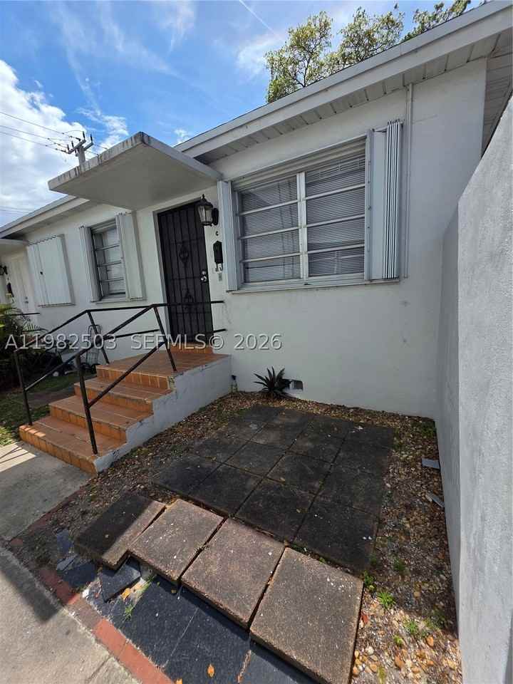 57 Esplanade Dr #C - Photo 2 of 11