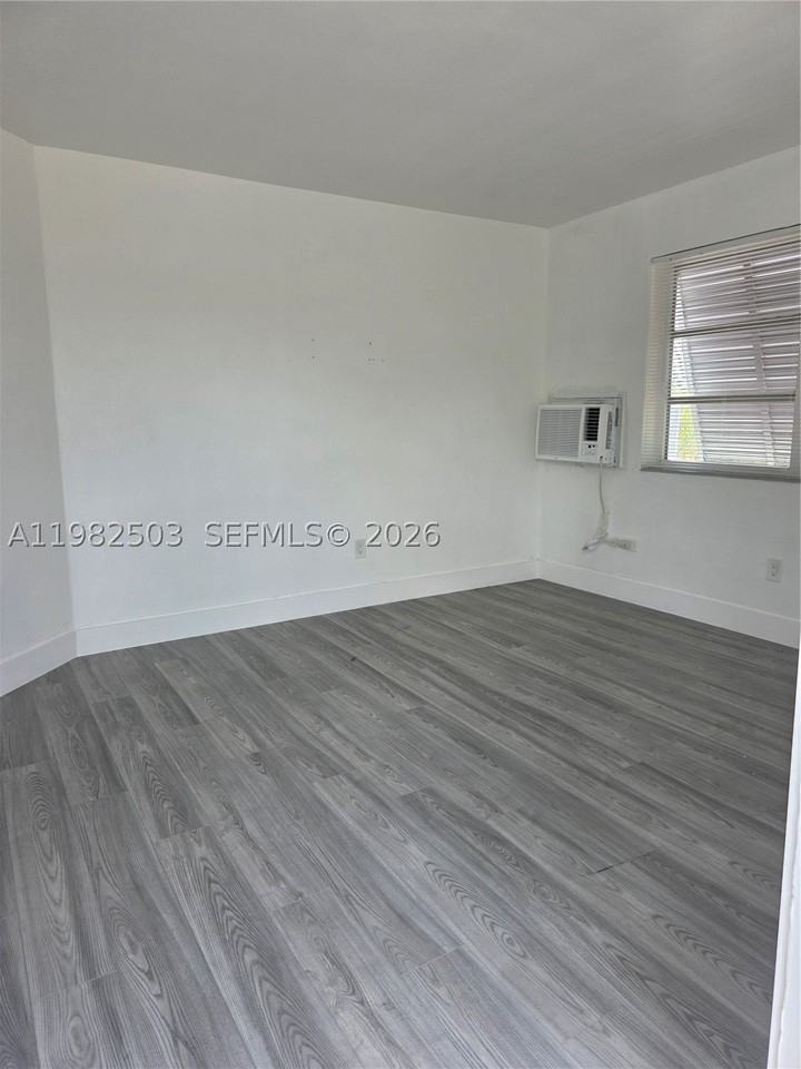 57 Esplanade Dr #C - Photo 6 of 11