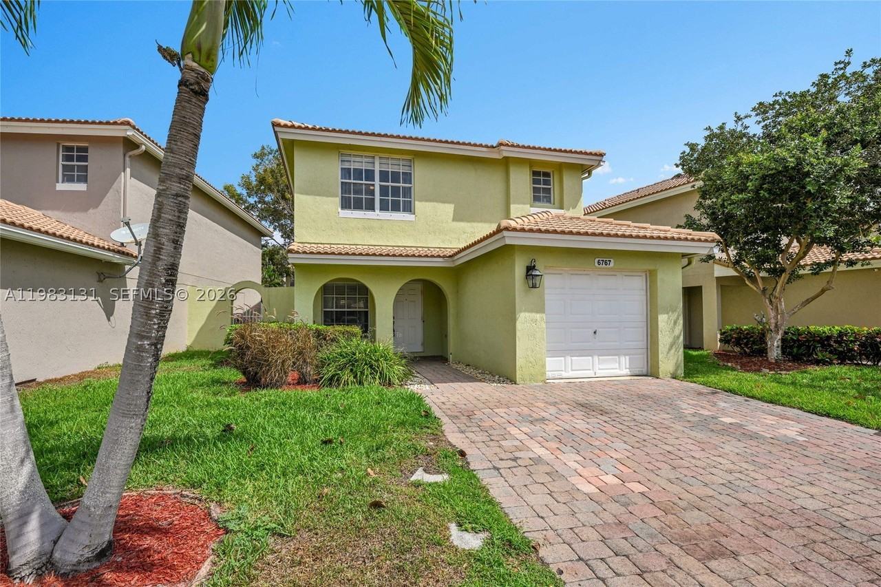 6767 Duval Ave - Photo 3 of 18