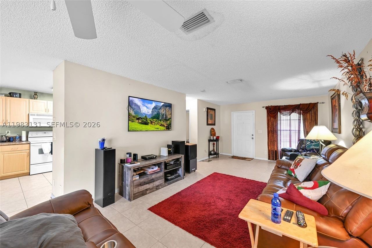 6767 Duval Ave - Photo 7 of 18