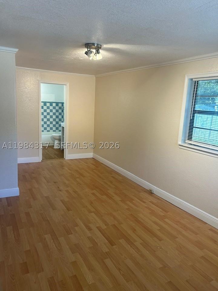 8866 Sw 126th St - Photo 6 of 29