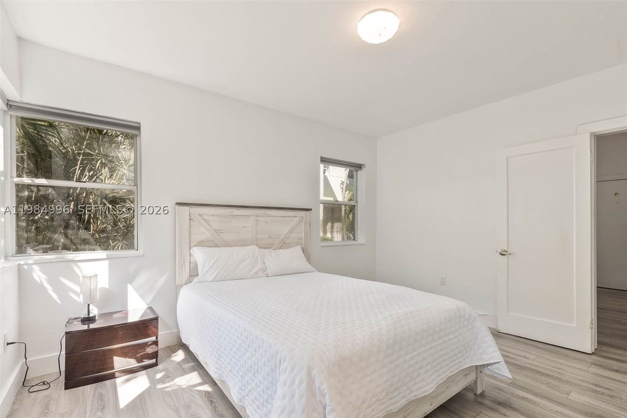 1275 Marseille Dr #35 - Photo 6 of 21