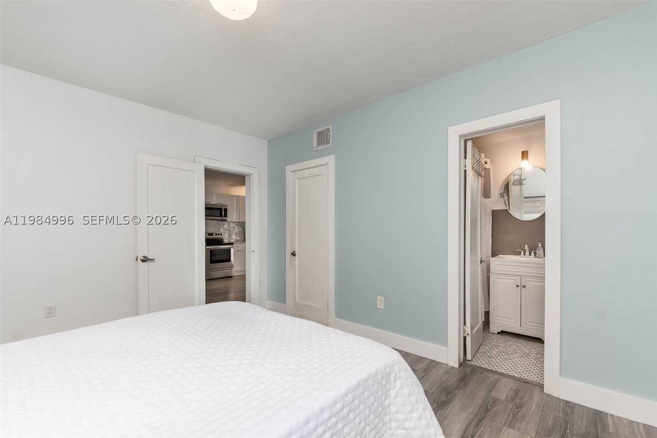1275 Marseille Dr #35 - Photo 7 of 21