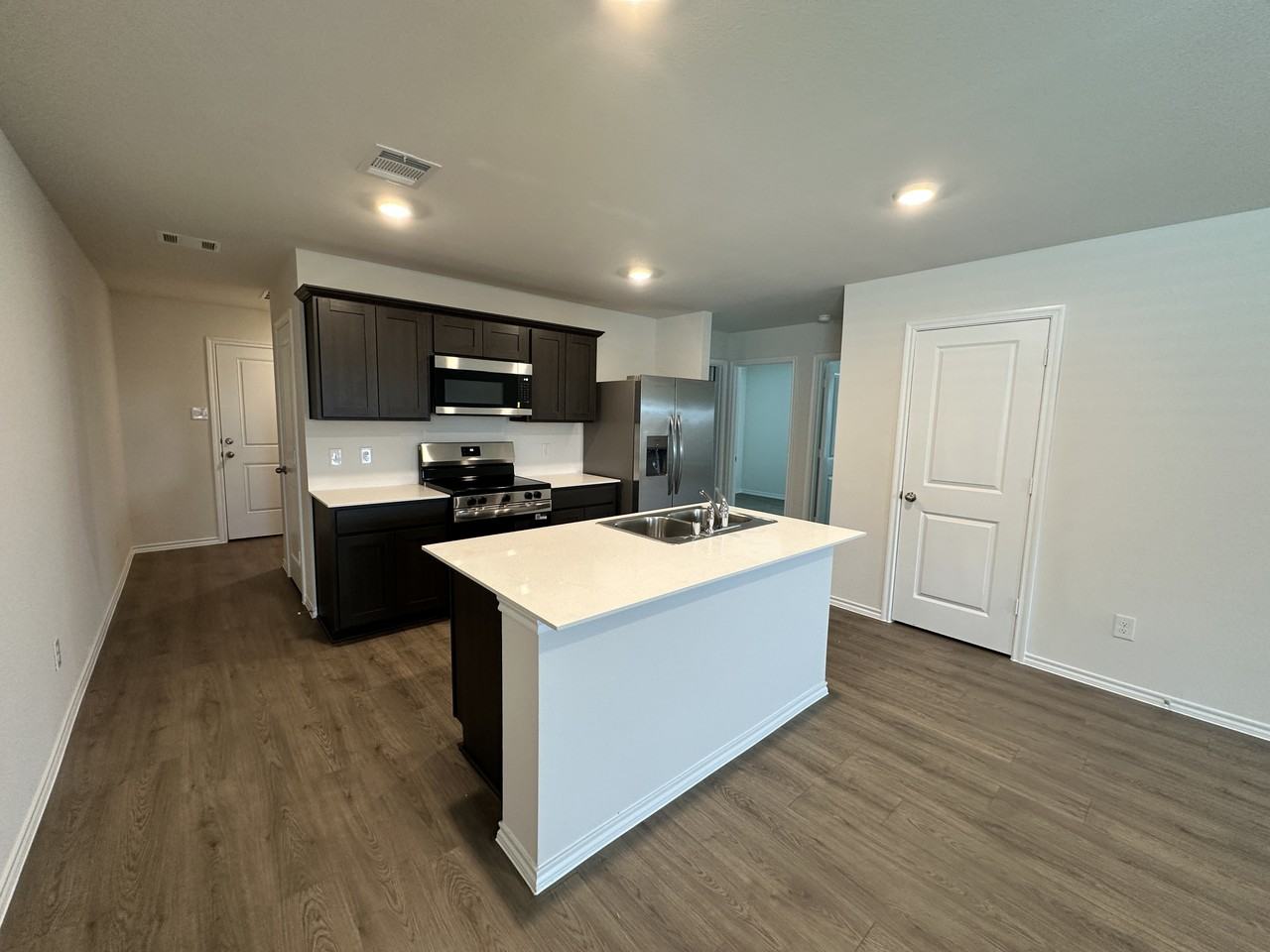 1128 Southfield Dr #1 - Photo 5 of 15