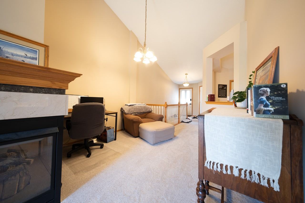 8772 Coburn Ct #1 - Photo 6 of 27