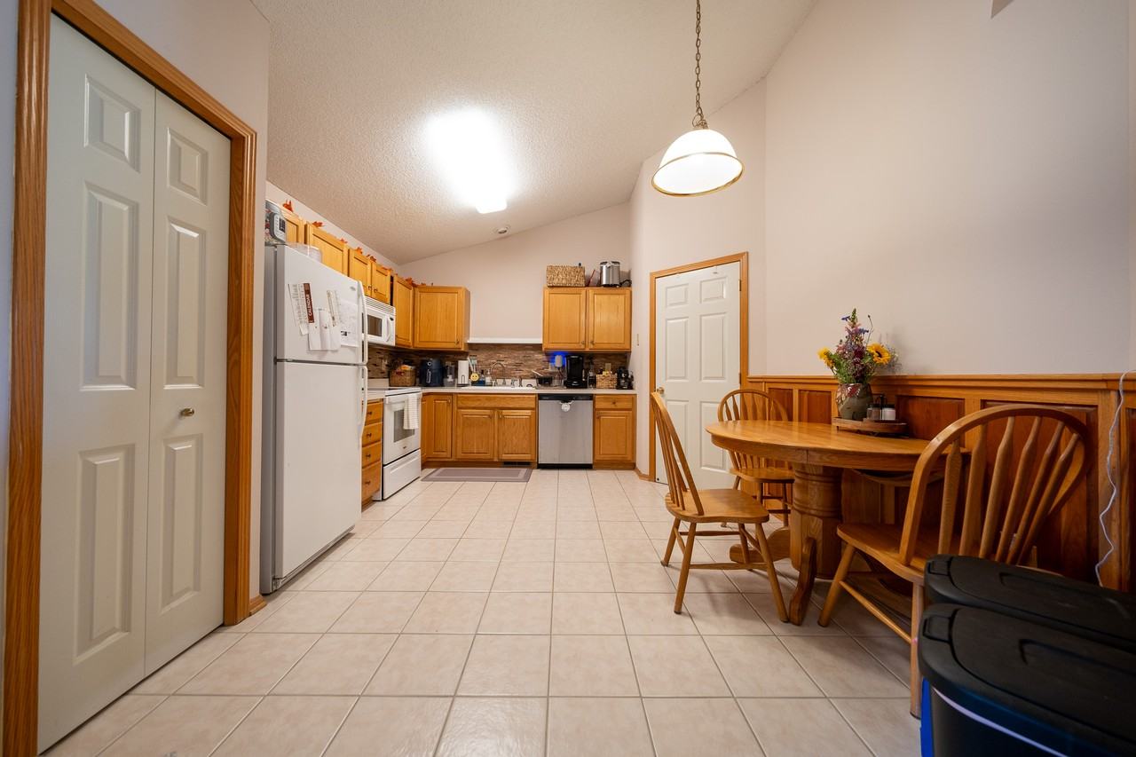 8772 Coburn Ct #1 - Photo 7 of 27