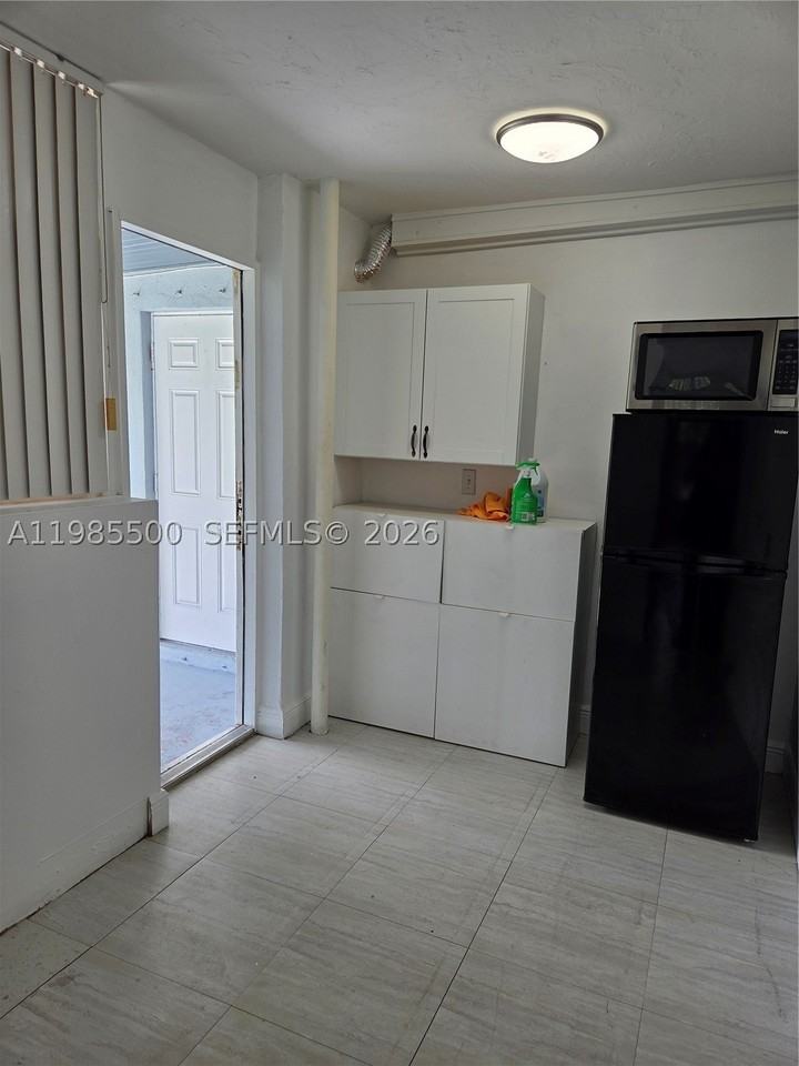 29420 Sw 152nd Ave #2 - Photo 4 of 8