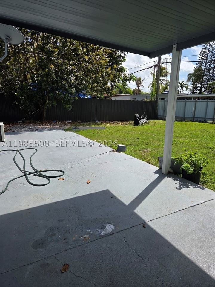 29420 Sw 152nd Ave #2 - Photo 6 of 8