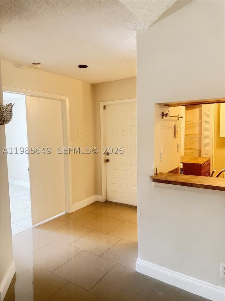 14030 Sw 91st Ter #14030 - Photo 4 of 21