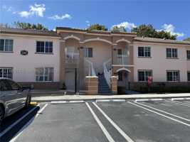 featured image of 1260 Se 28th Ct #104