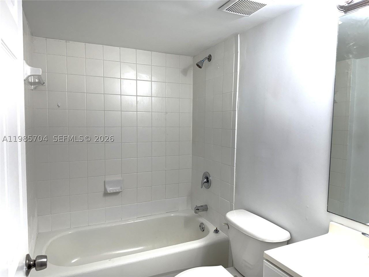 1260 Se 28th Ct #104 - Photo 7 of 14