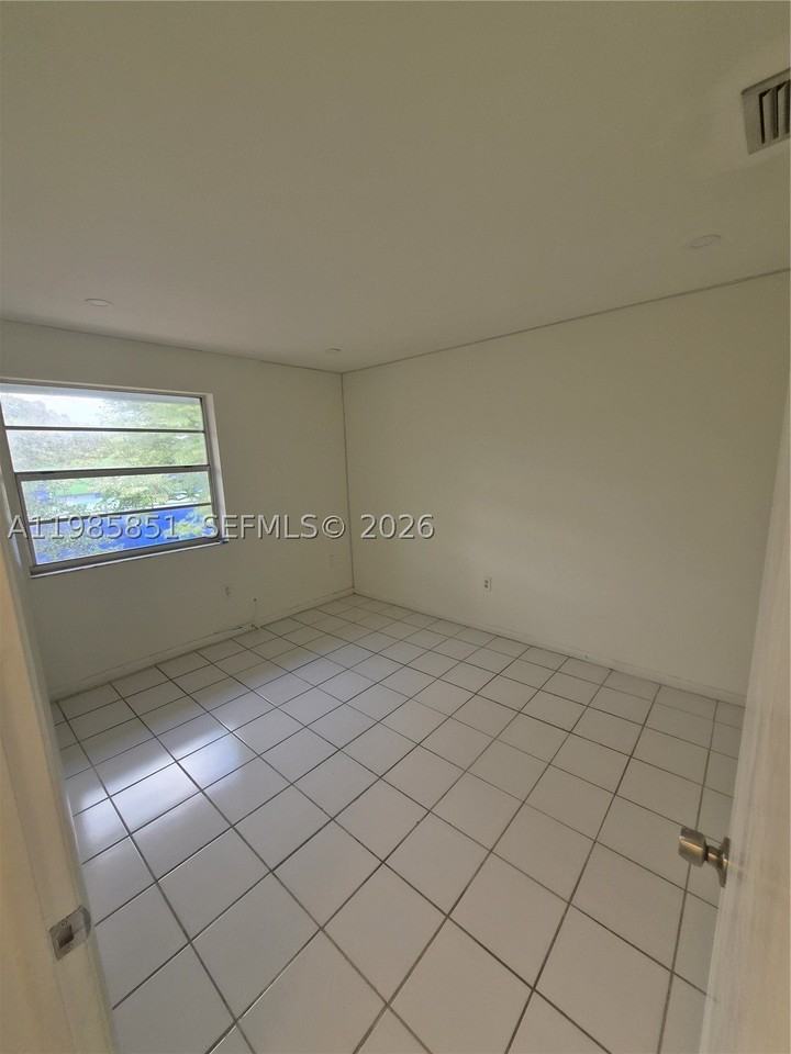 15421 Sw 81st Circle Ln #24 - Photo 5 of 7