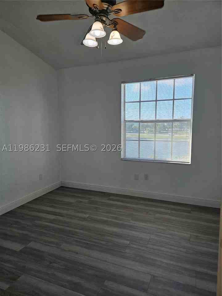 751 Sw 148th Ave #1012 - Photo 3 of 10
