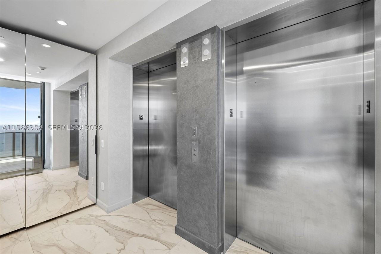 18555 Collins Ave #2201 - Photo 3 of 50