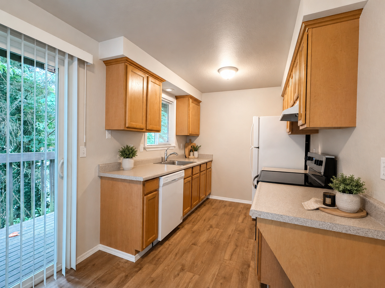 9015 236th St Sw #B - Photo 3 of 12