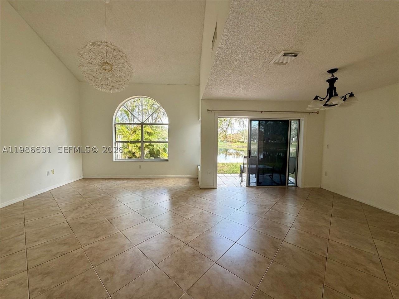 12619 Nw 11th Pl - Photo 3 of 50
