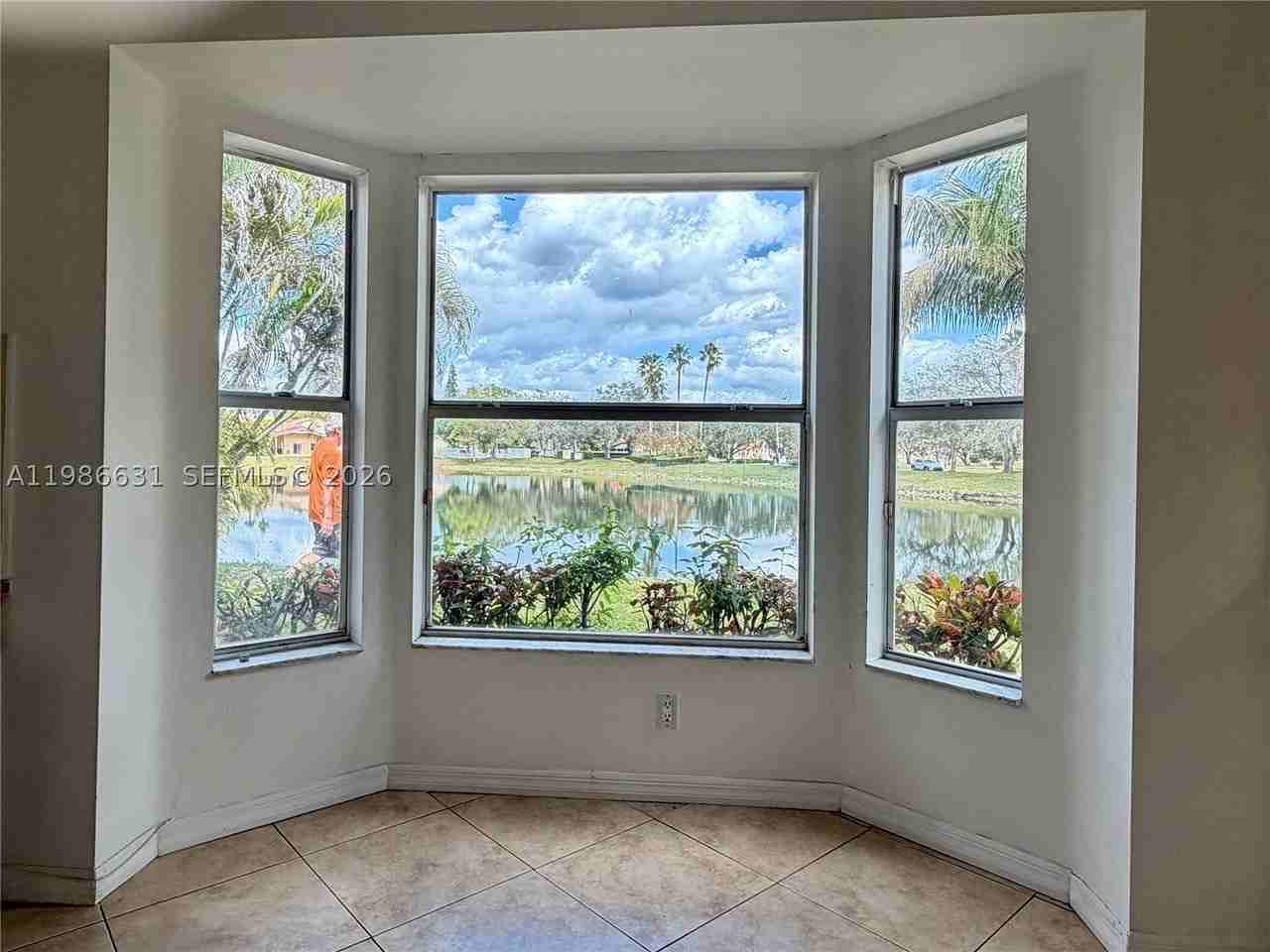 12619 Nw 11th Pl - Photo 6 of 50