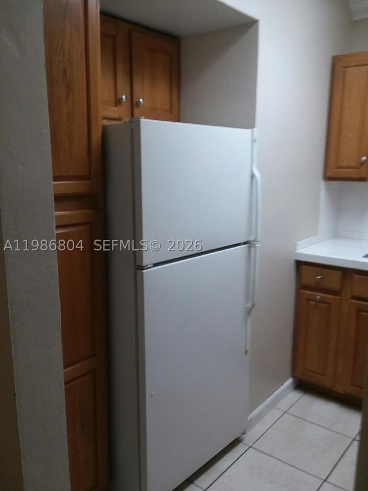 140 Royal Palm Rd #107 - Photo 4 of 13