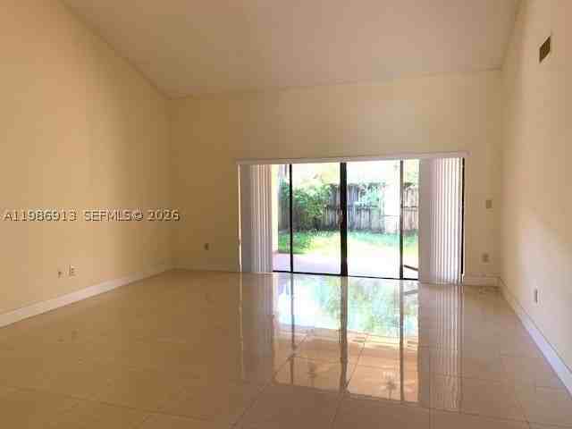 4526 Sw 143rd Ct W #0 - Photo 4 of 16