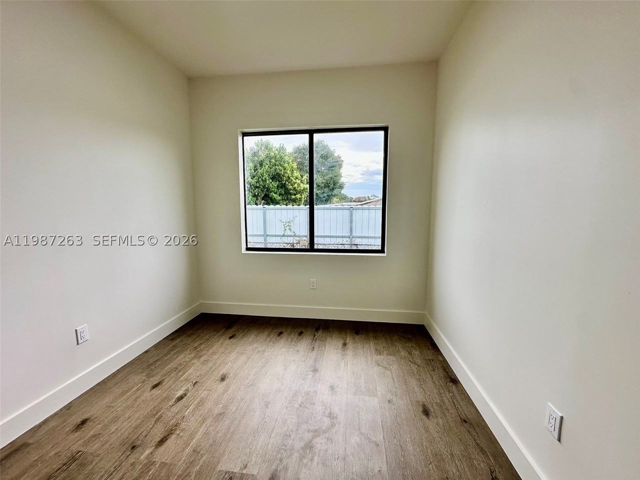 2377 Nw 105th St #1 - Photo 6 of 21