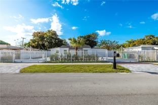 10050 Sw 171st St #10050 - Photo 1 of 1