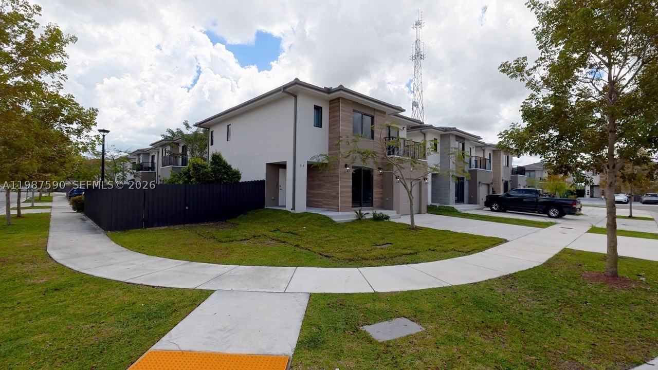 110 Nw 11th Ct