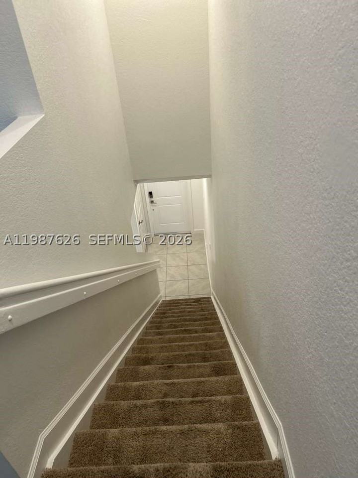 624 Sw 12th St - Photo 2 of 15