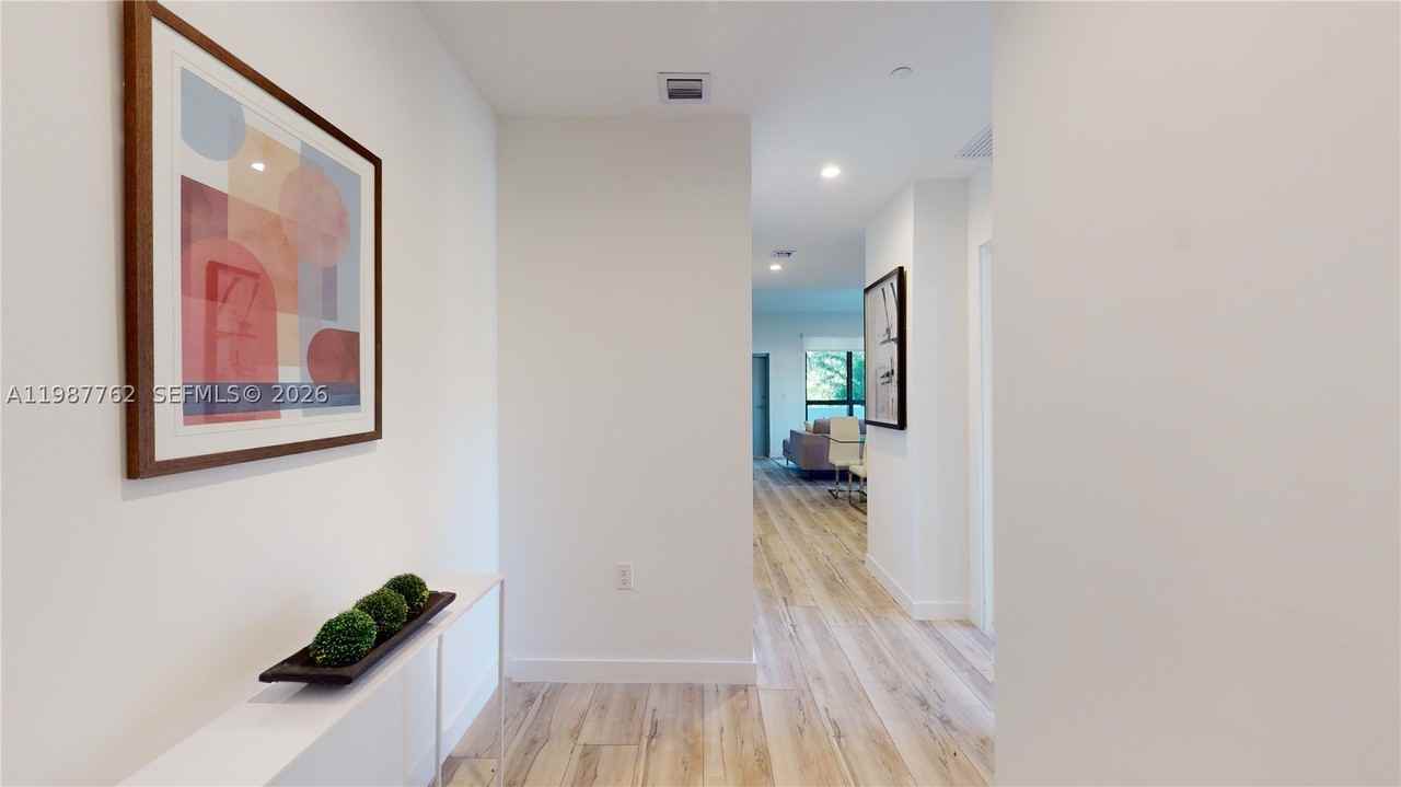 24705 Sw 129th Ave #114 - Photo 5 of 33
