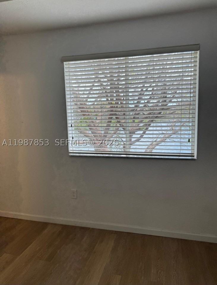 2525 Se 14th Ave #386 - Photo 6 of 16