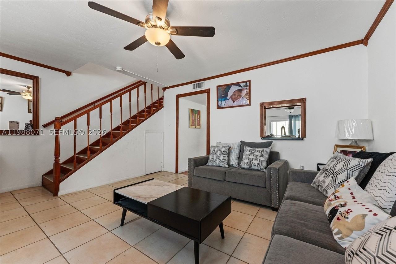314 Ne 142nd St #16C - Photo 4 of 18